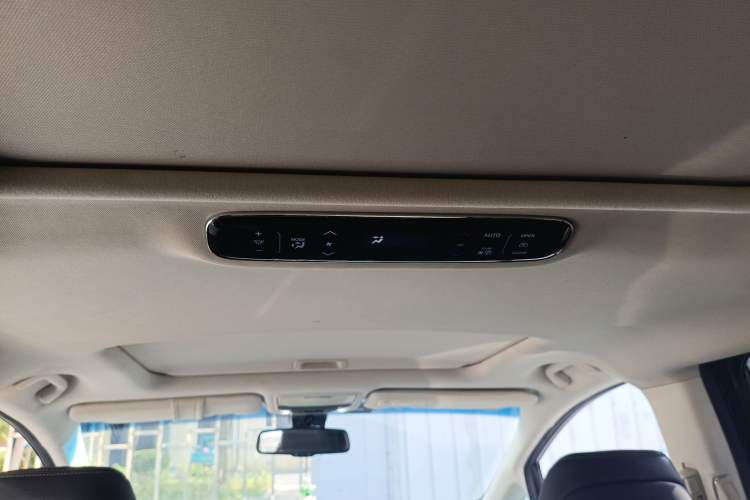 Used Honda Elysion 2016 2.4L Supreme Edition
