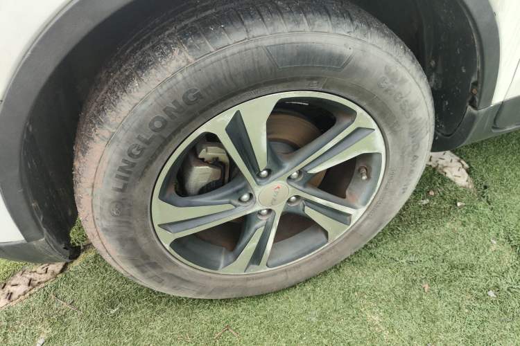 Used Yema T70 2016 Upgraded Model 1.5T Manual Luxury Version
