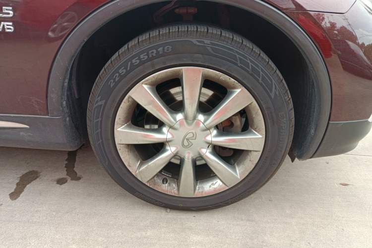 Used Infiniti QX50 2015 2.5L Enjoyment Edition Right Front Wheel Hub