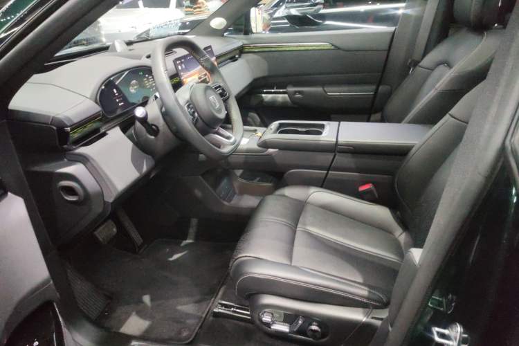 Used Zeekr 7X 2025 100 kWh Long-Range Rear-Wheel Drive with Intelligent Driving Features