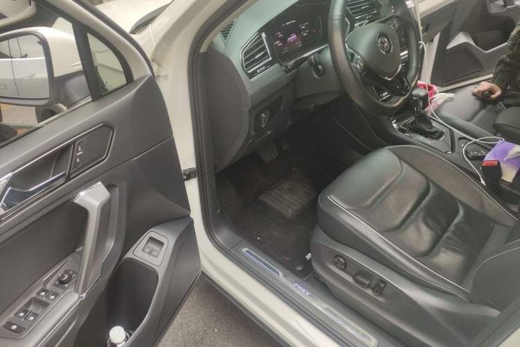 Used Volkswagen Tiguan L New Energy 2020 430 PHEV Plug-in Hybrid Flagship Edition Driver Seat
