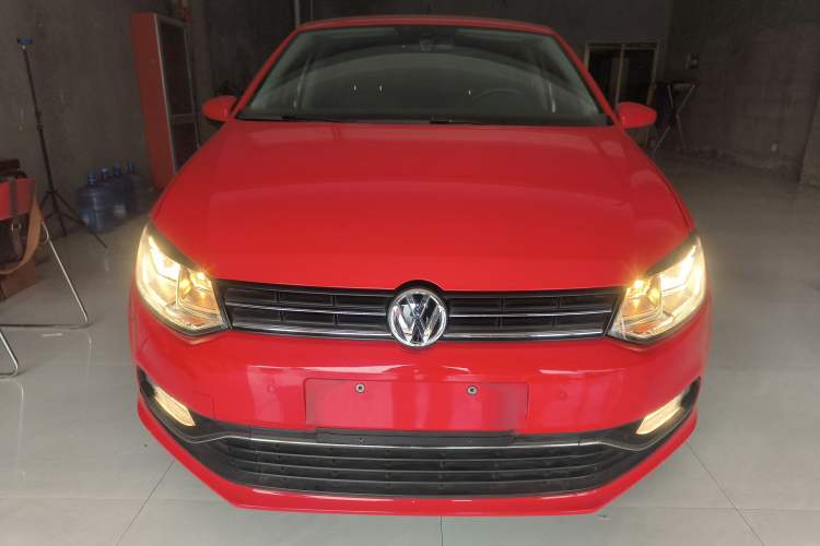 Used Volkswagen Polo 2014 1.6L Automatic Luxury Edition
