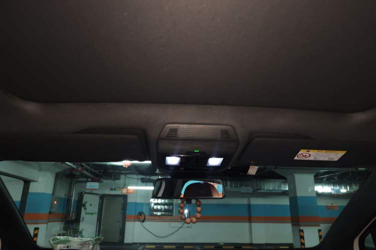 Used Volkswagen ID.4 CROZZ 2022 Standard Range PURE Edition Headliner