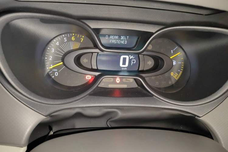 Used Renault Captur 2015 1.2T Automatic Standard Edition
