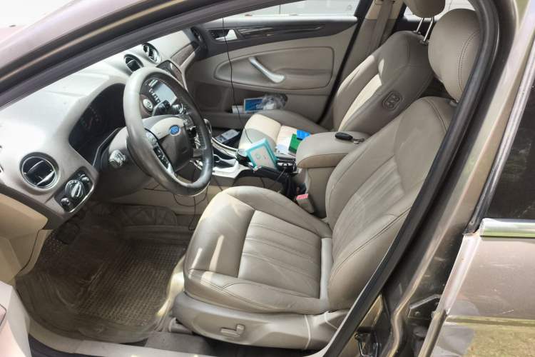 Used Ford Mondeo 2011 2.0L GTDi240 Luxury Sport Edition