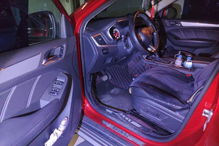 Used Roewe RX5 2016 20T Two-Wheel Drive Automatic Flagship Edition Driver Seat