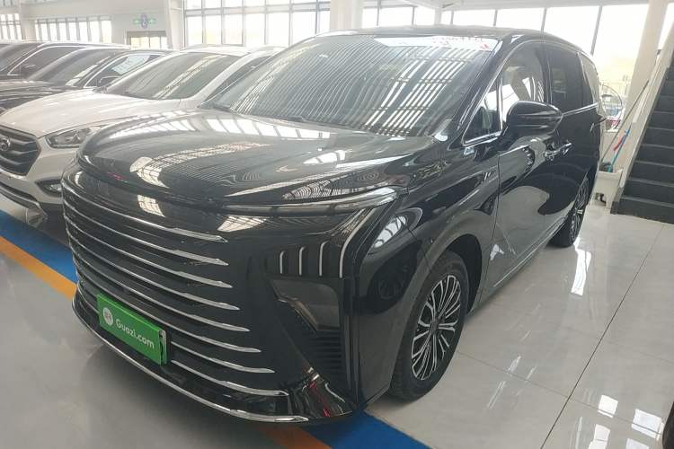 Used FORTHING Xinghai V9 2026 Model, More Enjoyment Series, 200km Comfort Edition