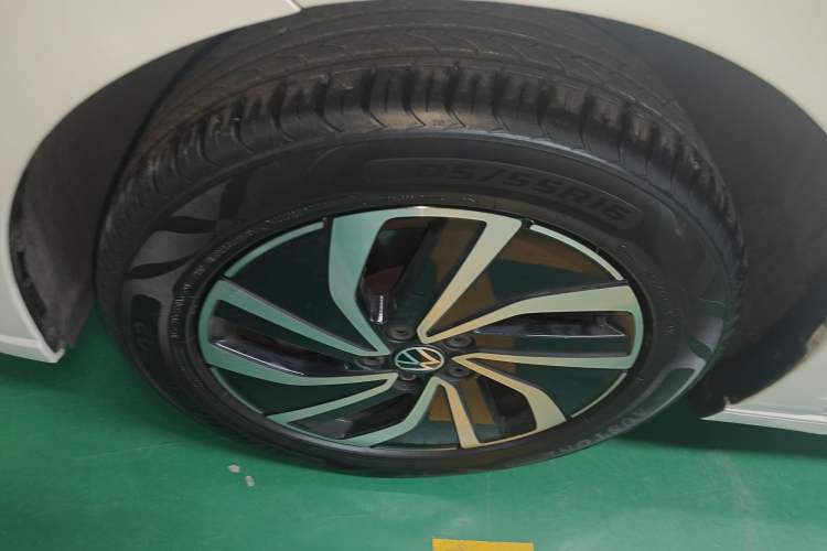 Used Volkswagen Lavida 2023 New Sharp 1.5L Automatic New Wish Edition Exterior 4