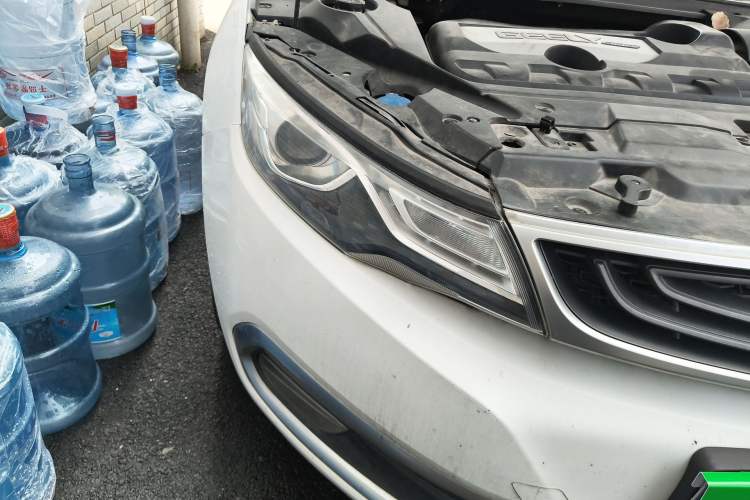 Used Geely Auto Emgrand GL 2017 1.8L Manual Elite Model
