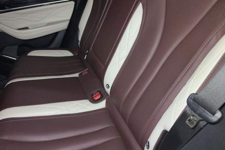 Used Geely Auto Monjaro L 2021 2.0TD DCT EVO Two-Wheel Drive Smart Luxury Version
