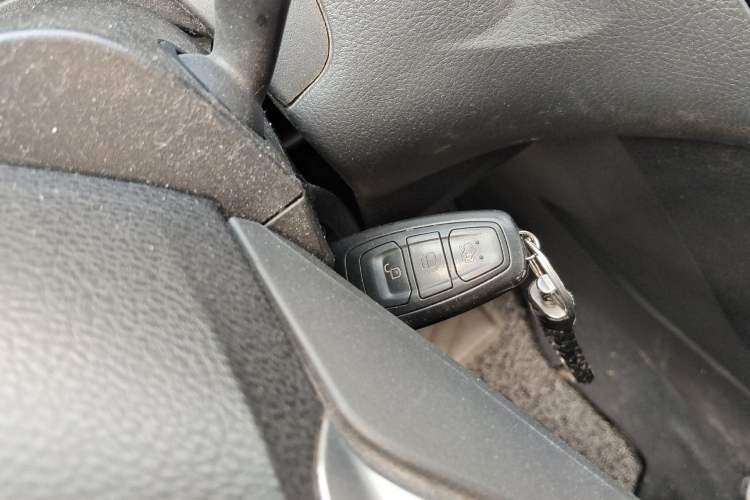 Used Ford Focus 2012 Hatchback 1.6L Manual Fashion Edition
