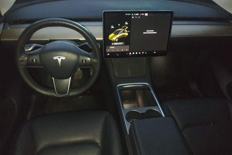 Used Tesla Model Y 2021 Standard Range Rear-Wheel Drive Version