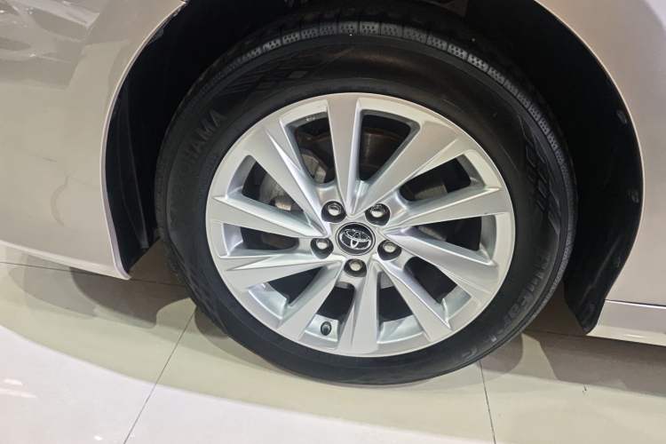 Used Toyota Camry 2023 2.0G Luxury Edition