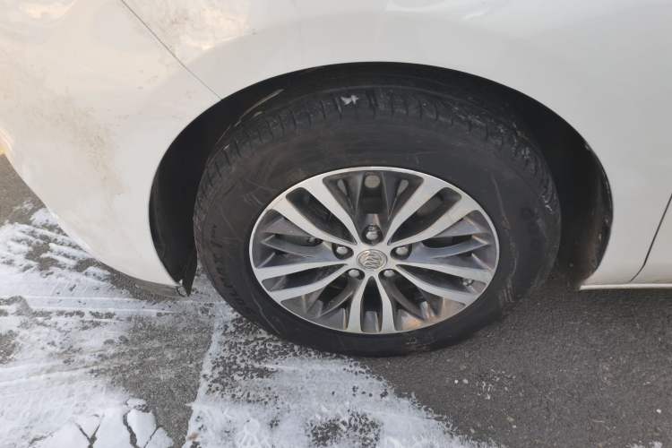 Used Buick GL8 2017 ES 28T Luxury Model China V Standard