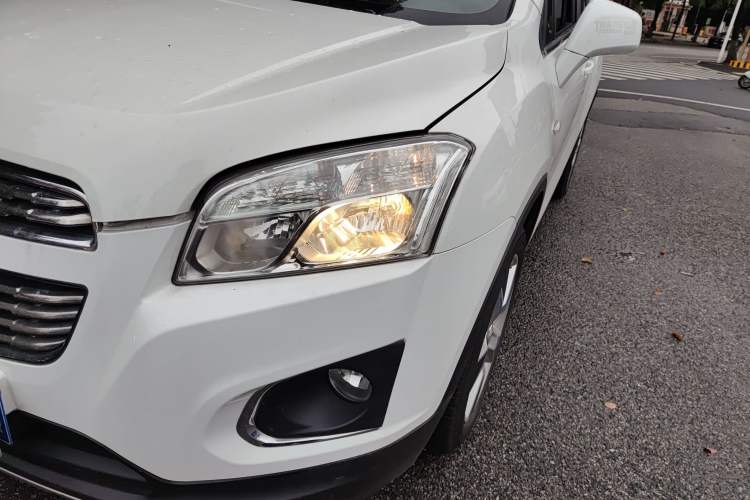 Used Chevrolet Trax 2014 1.4T Automatic Two-Wheel Drive Luxury Model Left Front Headlight