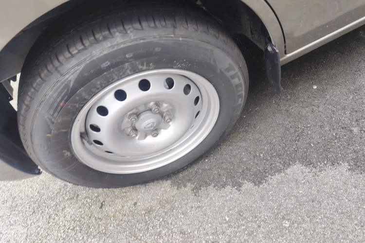 Used CHANGAN KUAYUE Xing V5 2022 1.5L Enjoyment Model 5-7 Seater Passenger Vehicle JL473QH
