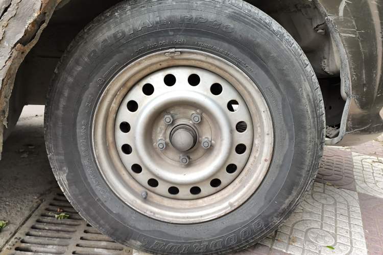 Used Foton MP-X E 2017 2.0L New Express Long Wheelbase 4Q20M Right Front Wheel Hub