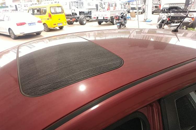 Used Nissan Tiida 2019 1.6L CVT Cool Edition China VI Standard Roof