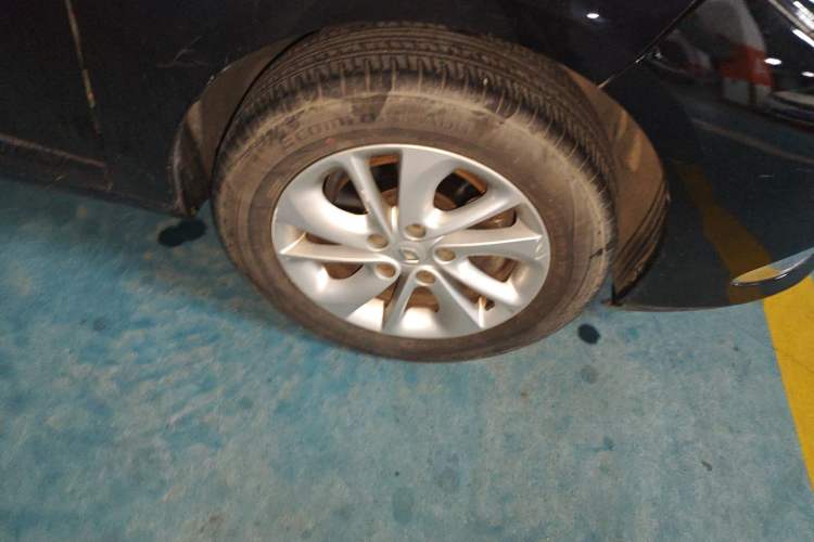 Used Renault Fluence 2015 2.0L Standard Edition
