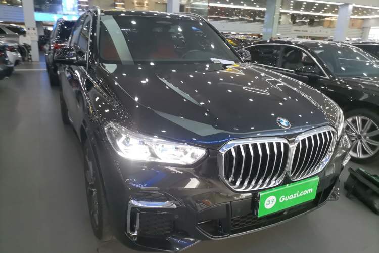 Used BMW X5 2022 xDrive 40Li Luxury Edition M Sport Package