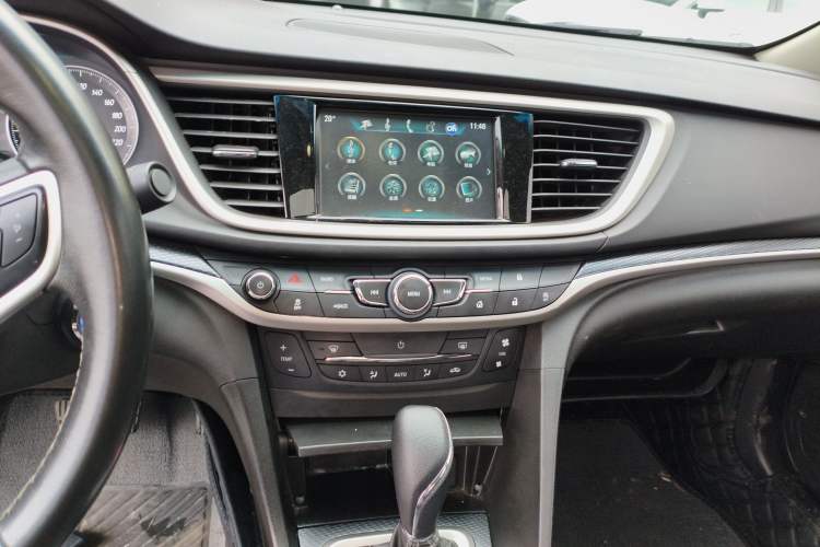 Used Buick GT 2019 18T Automatic Connected Elite Model China VI Standard Audio And AC Panel
