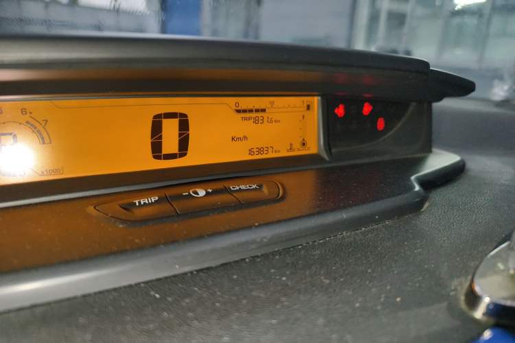 Used Citroen C-Quatre 2013 Hatchback 1.6L Automatic LeShang Model Odometer Close Up