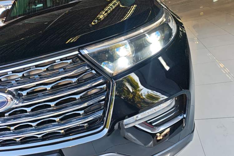 Used Ford Explorer 2020 EcoBoost 285 Four-Wheel Drive Trend Edition 6 Seats
