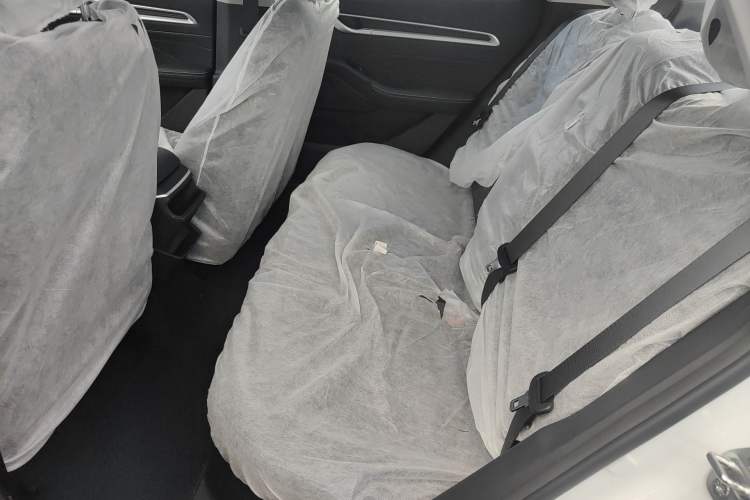 Used Geely Auto Emgrand 2025 4th Generation 1.5L Manual - Starry Edition