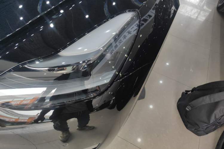 Used Tesla Model Y 2021 Long-Range All-Wheel-Drive Version
