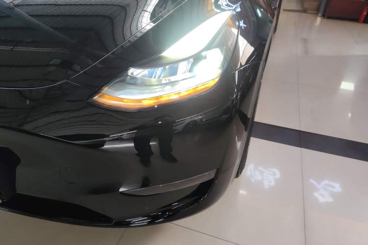 Used Tesla Model Y 2021 Standard Range Rear-Wheel Drive Version