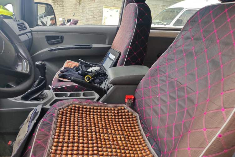 Used Wuling Zhengcheng 2015 1.8L Comfort Model LJ479QE2 Left Front Seat