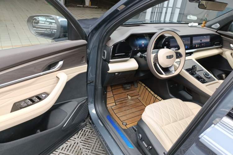 Used Geely Auto Monjaro L 2025 Dongfang Yao 2.0TD Automatic Jinzhao Edition