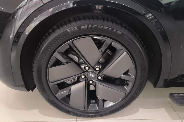 Used Li Auto L9 2025 Ultra Smart Refreshed Edition