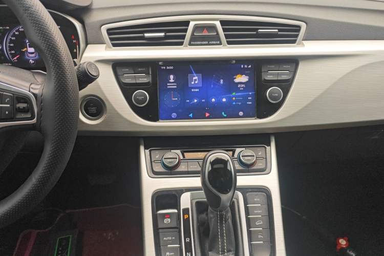 Used Geely Auto Emgrand X7 Sport 2018 1.8TD Automatic Two-Wheel Drive Smart Connect 4G Internet Edition