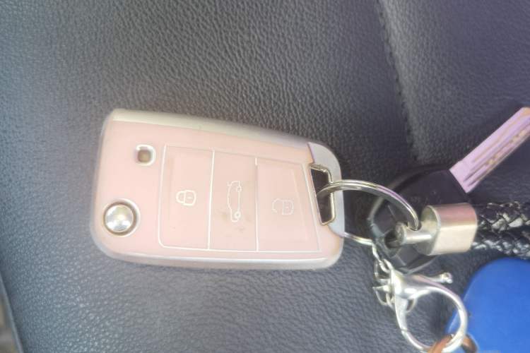 Used Volkswagen Tayron 2020 330TSI Two-Wheel Drive Luxury Smart Connectivity Version
