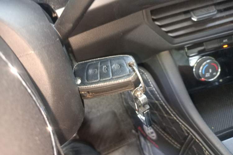 Used Volkswagen Bora 2021 1.5L Manual Comfort Smart Connect Edition