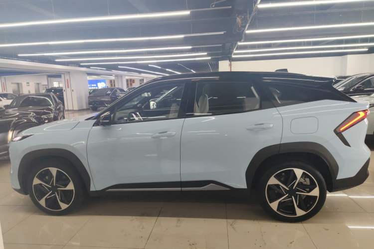 Used Geely Galaxy L7 2023 1.5T 115 km Starship Left Side