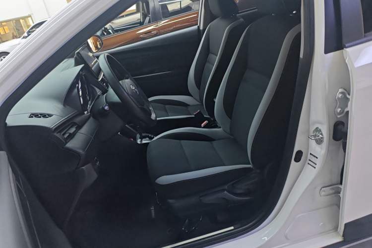 Used Toyota YARiS L Zhi Xuan 2021 X-Trail 1.5L CVT Leading Edition