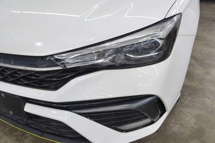 Used Roewe i5 2021 1.5L Manual Platinum Edition
