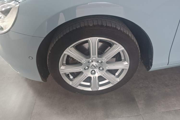 Used Volvo V40 2018 T3 Zhiya Edition