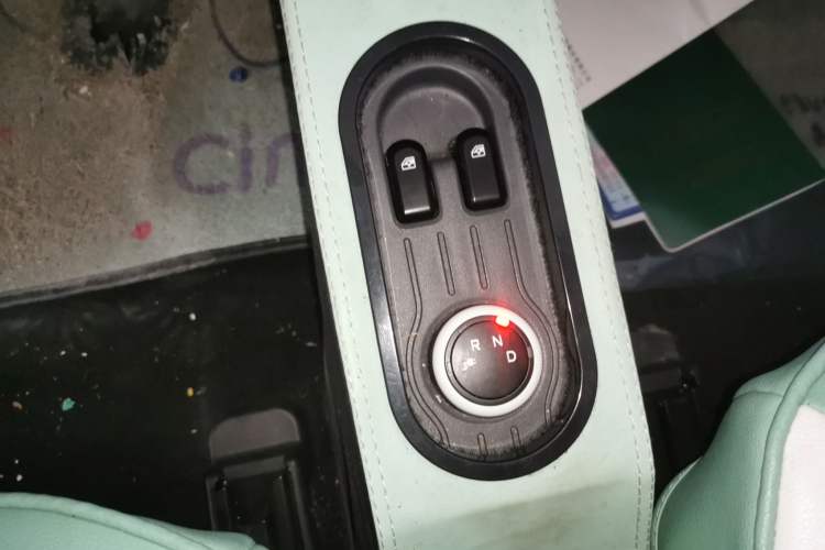 Used Wuling Hongguang MINIEV 2022 Macaron Premium Model – Lithium Iron Phosphate
