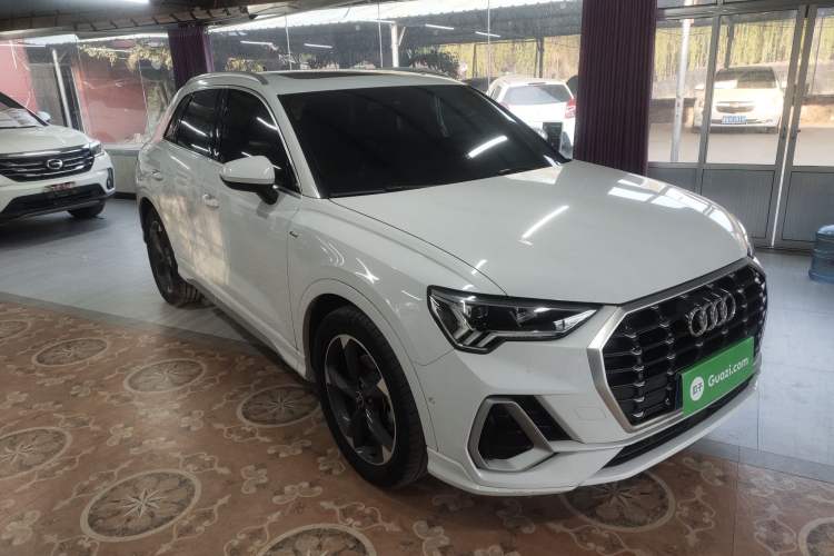 Used Audi Q3 2022 35 TFSI Fashion Dynamic Model