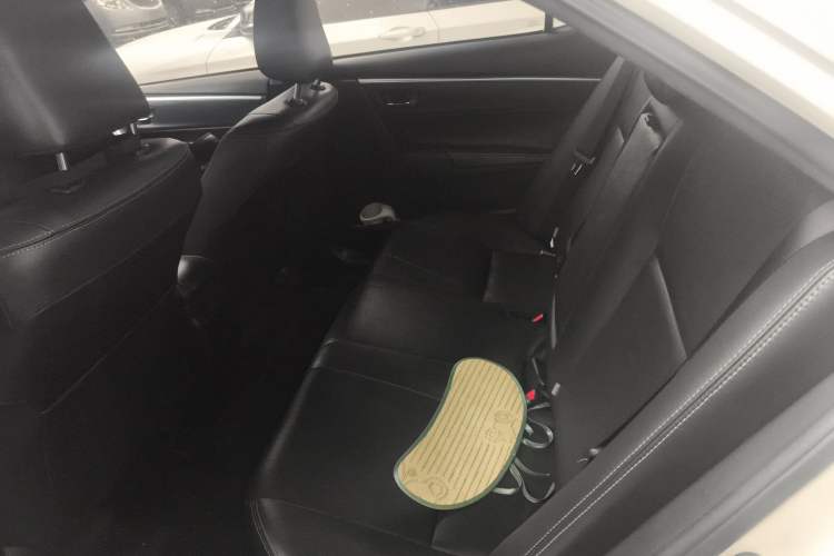 Used Toyota Corolla 2017 Revised Dual-Engine 1.8L E-CVT Elite Edition