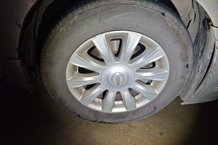 Used Nissan Teana 2008 2.5L XL Theater Edition Right Front Wheel Hub