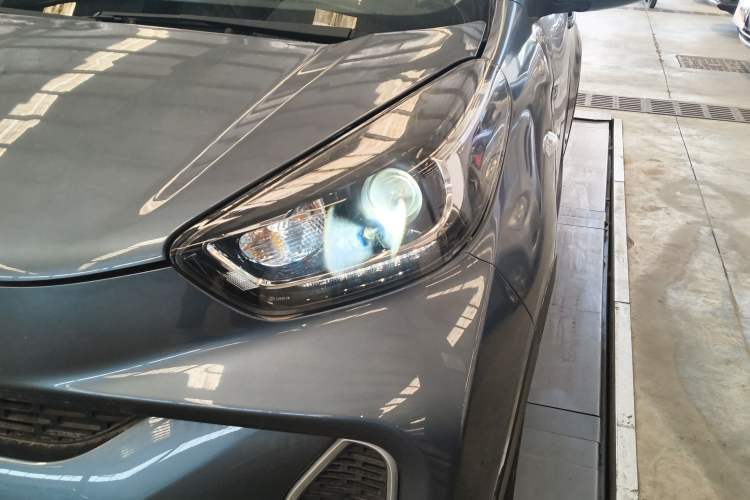 Used Chery QQ Little Ant 2021 150 000 Yuan "Ant Fan" Edition New Ant Cool Version Lithium-Ion Battery Left Front Headlight