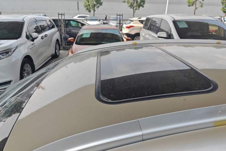 Used Geely Auto Vision X3 2019 Upgraded Model 1.5L CVT Prestige Version Roof