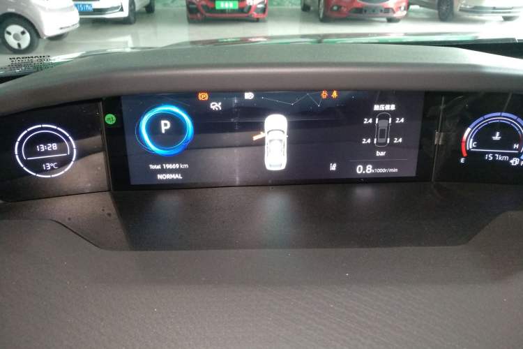 Used Changan UNI-V 2024 1.5T Prestige Sport Edition