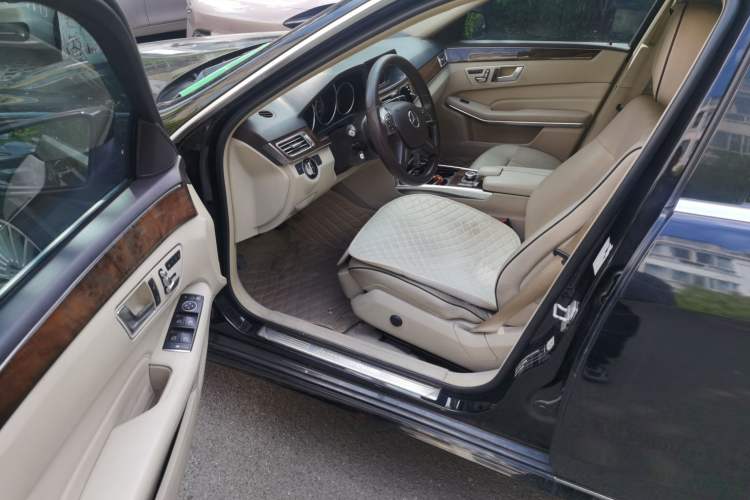 Used Mercedes-Benz E-Class 2015 Facelift E 200 L Driver Seat