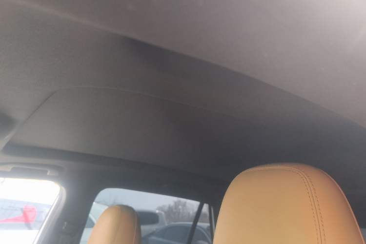 Used Roewe RX5 2023 1.5T Elite Edition
