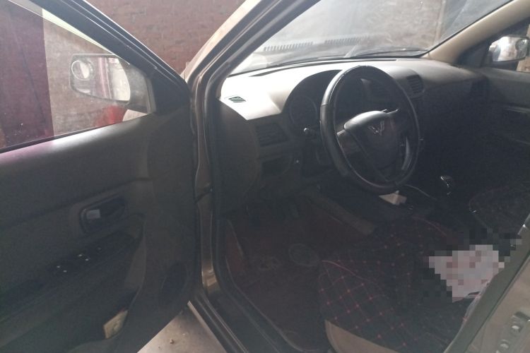 Used Wuling Hongguang 2014 1.5L S Standard Version